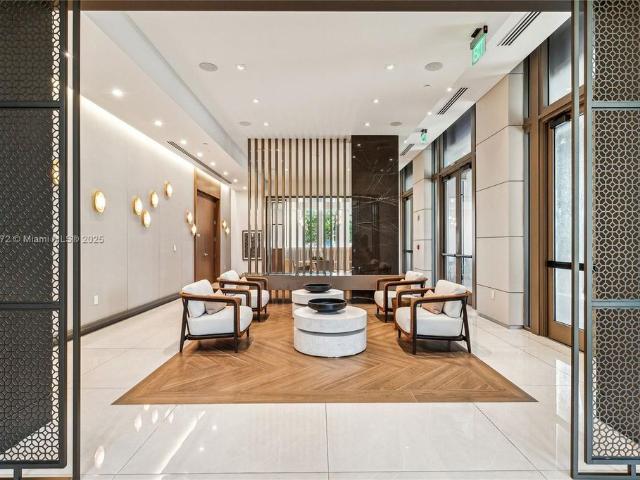 Apartment for sale in Coral Gables