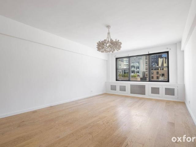 Apartment for sale in Arverne, New York