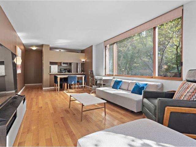Apartment for sale in Arverne, New York