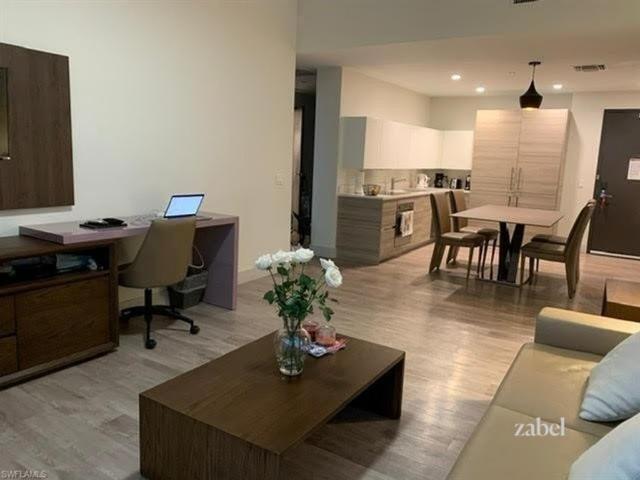 Apartment for sale in Hollywood Apartment for sale in Hollywood