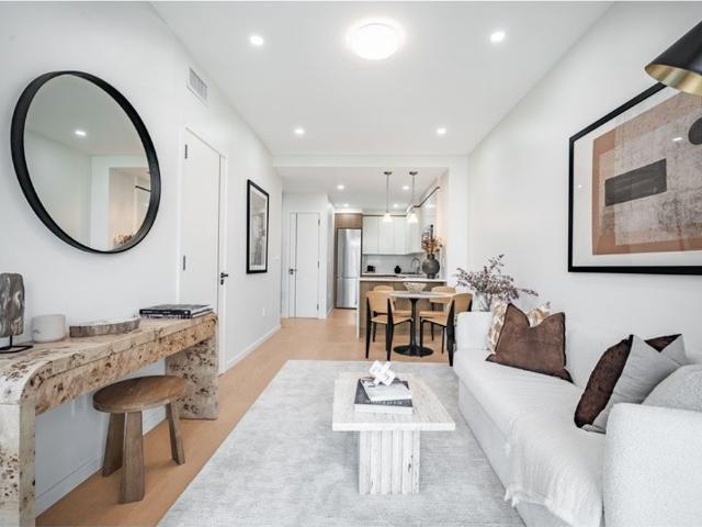 Apartment for sale in Queens, Arverne