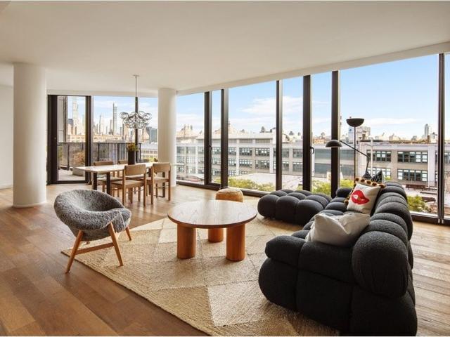 Apartment for sale in Queens, Arverne