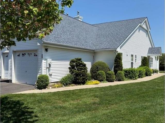Apartment for sale in Riverhead