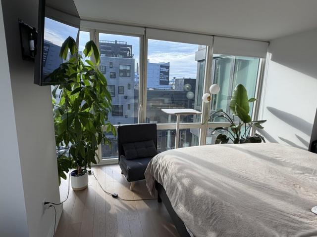 Room for rent in Arverne, New York