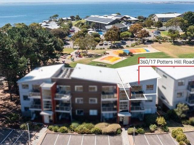Apartment for sale in San Remo, Victoria
