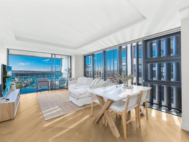 Apartment for rent in Lower North Shore, Sydney