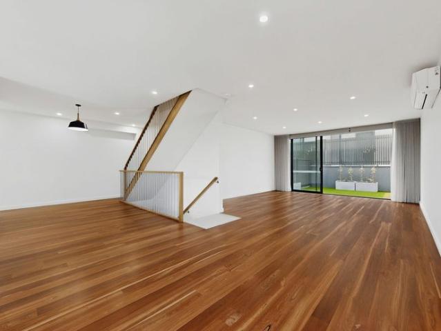Townhouse for rent in Camerons Creek, Victoria