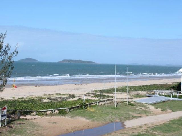 Apartment for sale in Mackay Harbour