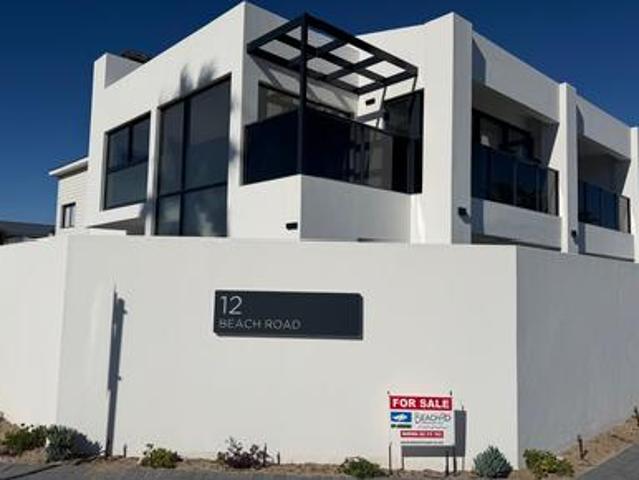 Townhouse for sale in Melkbosstrand, Western Cape