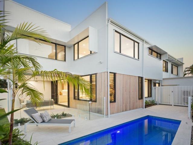 Townhouse for sale in Kings Creek, Queensland