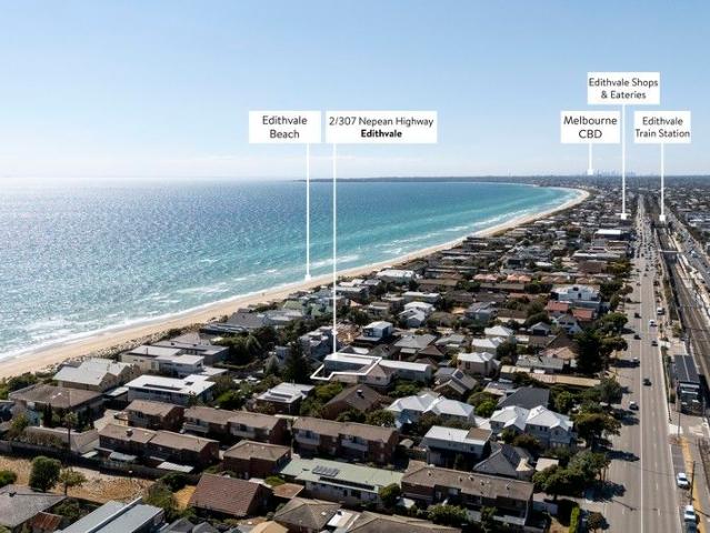 Townhouse for sale in Camerons Creek, Victoria