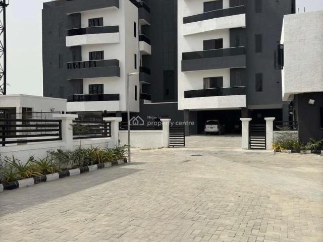 Flat for rent in Eti Osa, Lagos