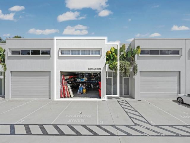 Warehouse for sale in Toombul, Queensland