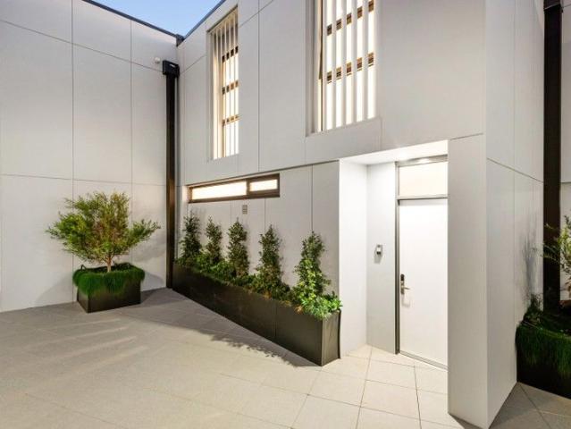 Townhouse for sale in Camerons Creek, Victoria