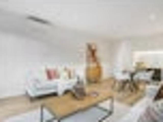Townhouse for sale in Paremoremo