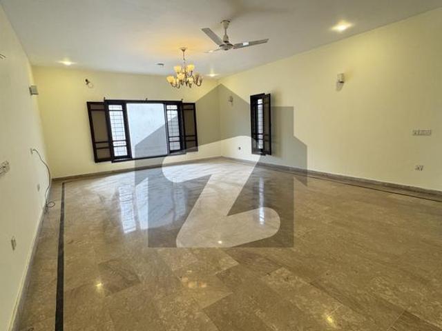 House for rent in 8 ڈی ایچ اے فیز, کراچی ڈویژن