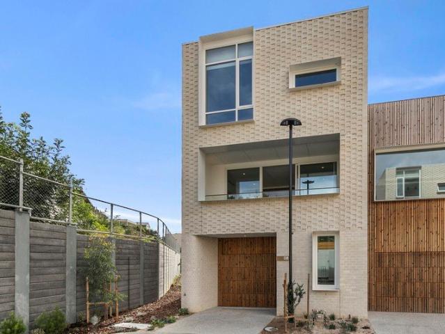 Townhouse for sale in Geelong, Victoria