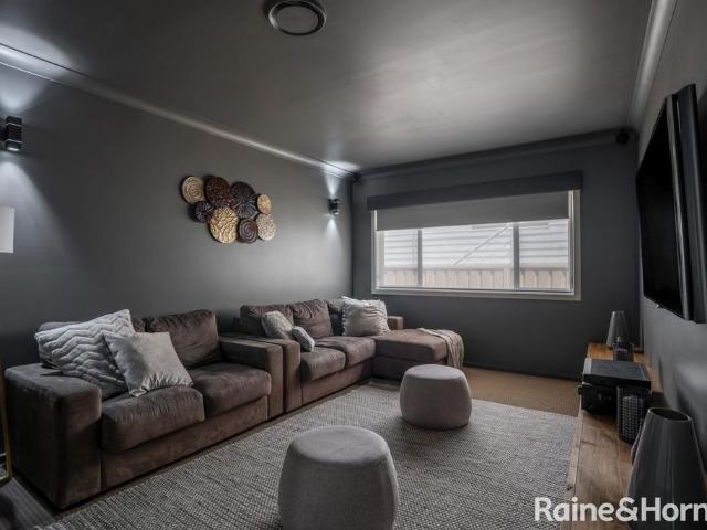 House for rent in Mollymook Beach, Shoalhaven City Council