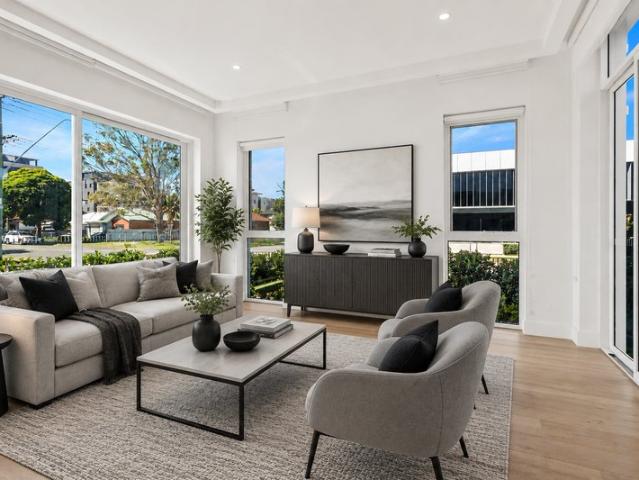 Townhouse for rent in Wollongong West, New South Wales