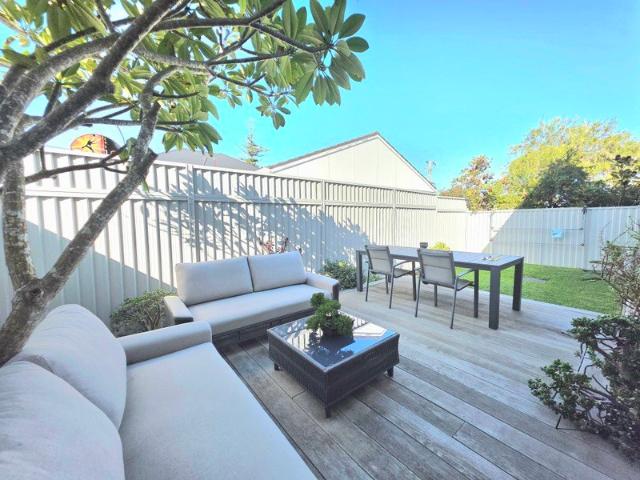 Townhouse for rent in Long Jetty, New South Wales
