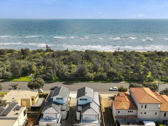 Townhouse for rent in Camerons Creek, Victoria