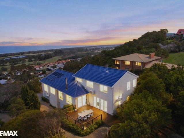 House for sale in Lakes Entrance, Victoria