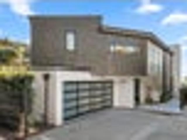 House for sale in Whangaparaoa