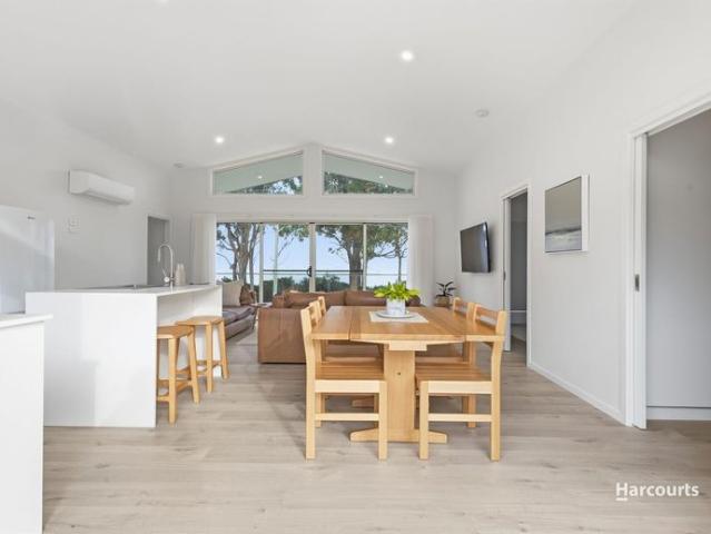 House for rent in Surveyors Bay, Tasmania
