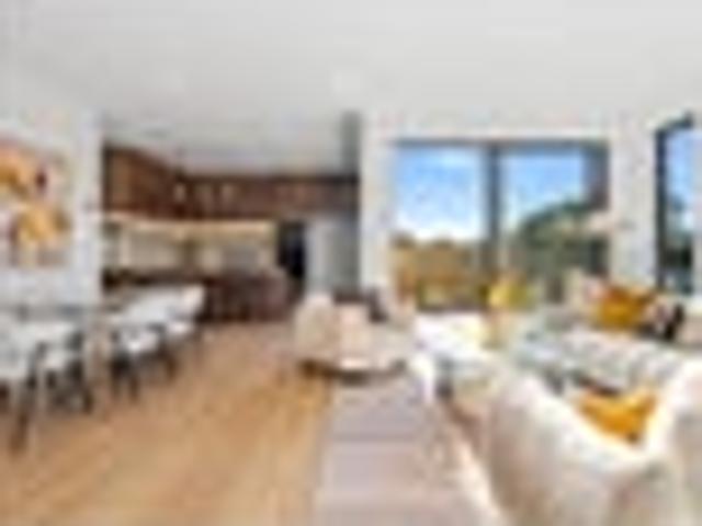 House for sale in Whangaparaoa