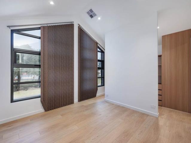Townhouse for rent in Woodville, Adelaide