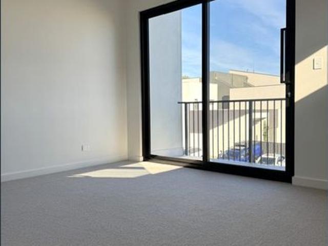 Townhouse for rent in Horseshoe Creek, South Australia