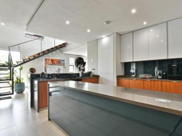 Apartment for sale in Vosloorus, Gauteng