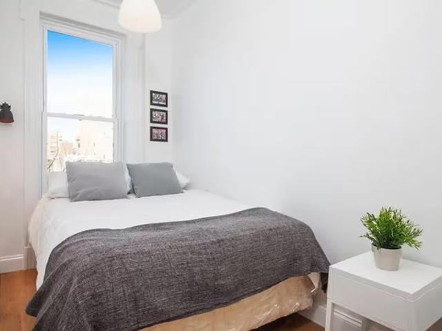 Room for rent in Arverne, New York