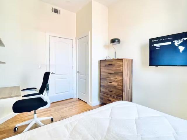 Room for rent in Arverne, New York
