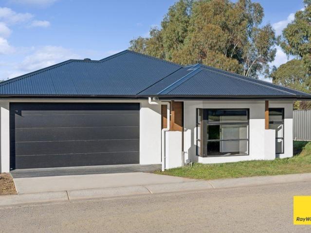 House for sale in Castlemaine, Victoria