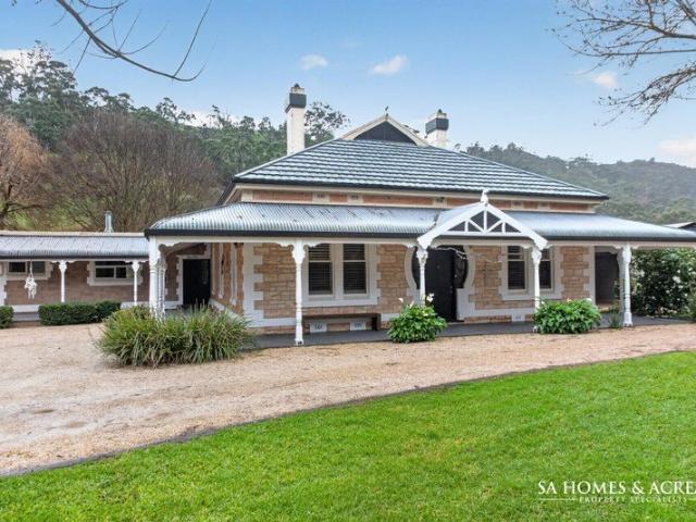 Cottage for sale in Cudlee Creek, South Australia