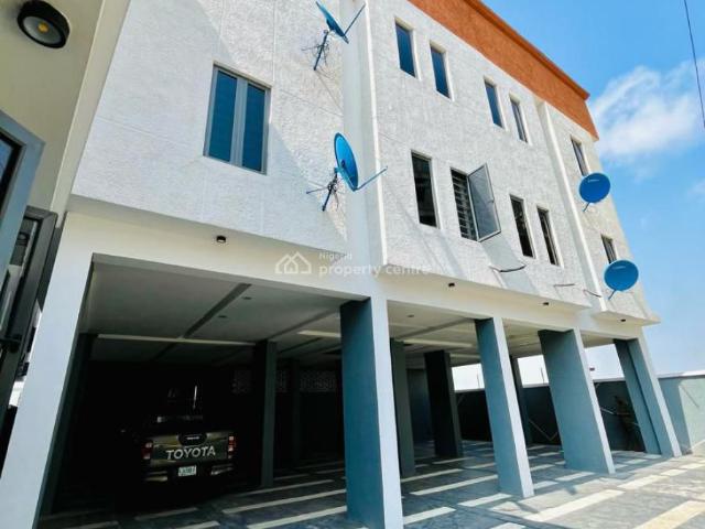 Flat for sale in Eti Osa, Lagos