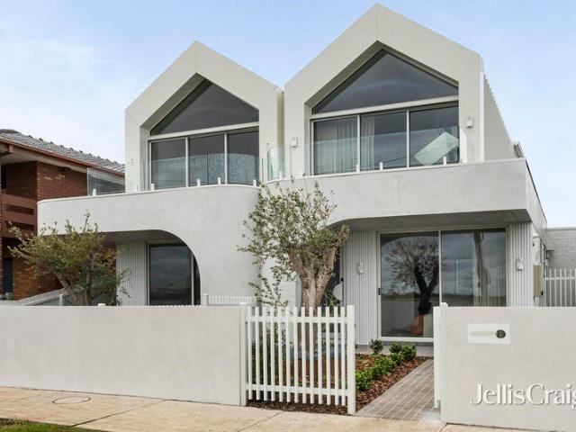 Townhouse for sale in Camerons Creek, Victoria