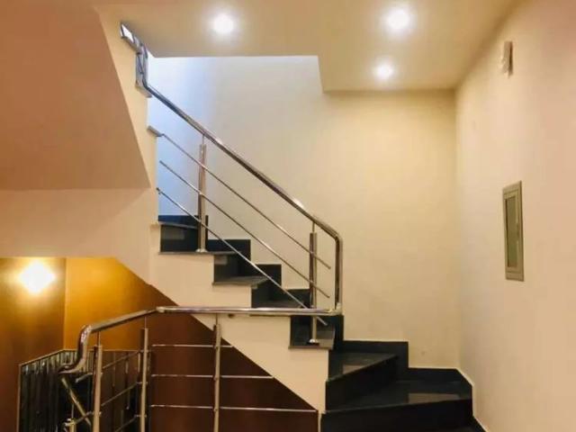 House for sale in WAPDA Town, کھمبے