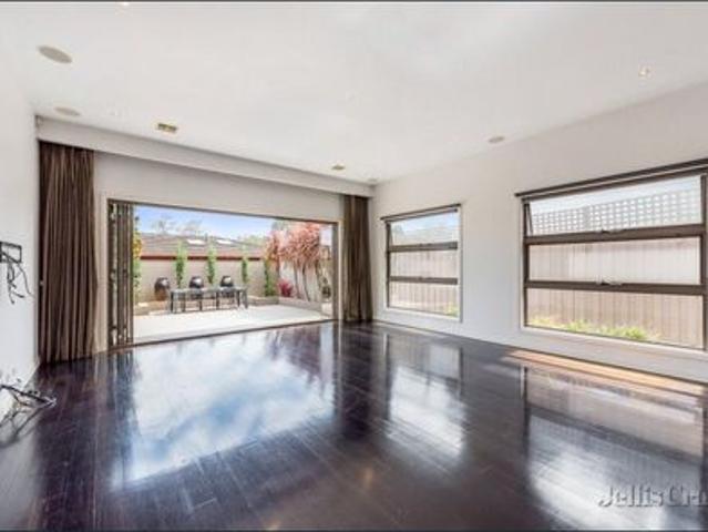 Townhouse for rent in Camerons Creek, Victoria