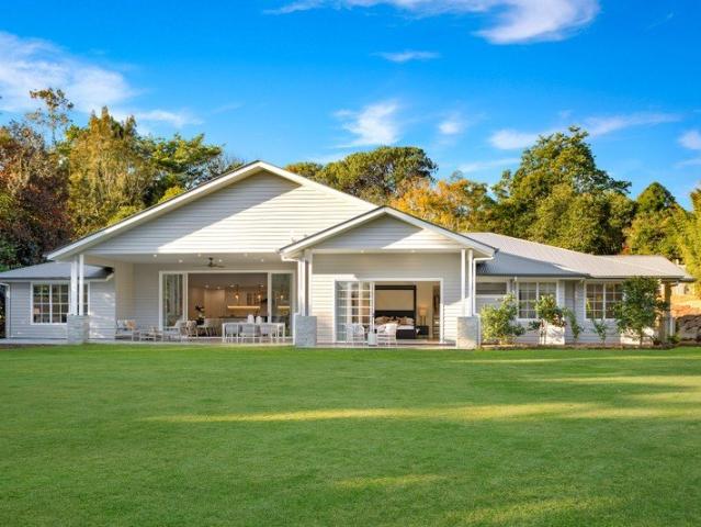 Cottage for sale in Tamborine Mountain, Scenic Rim Regional