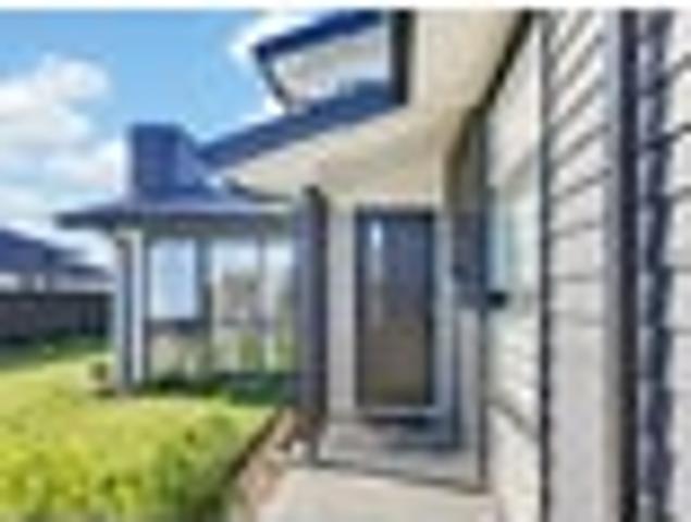House for sale in Charing Cross, Canterbury