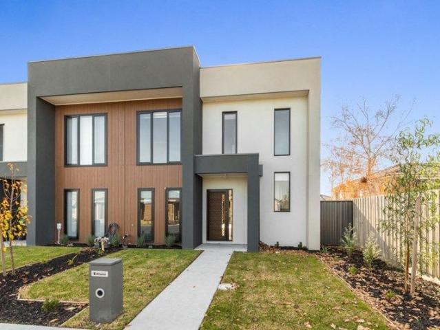 Townhouse for sale in Berwick
