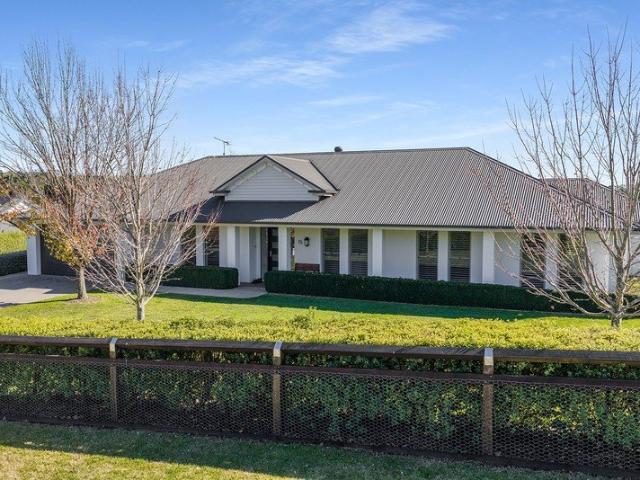 House for sale in Manchester Square, New South Wales