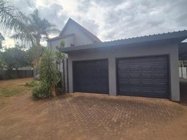 House for sale in Waterkloof, Gauteng