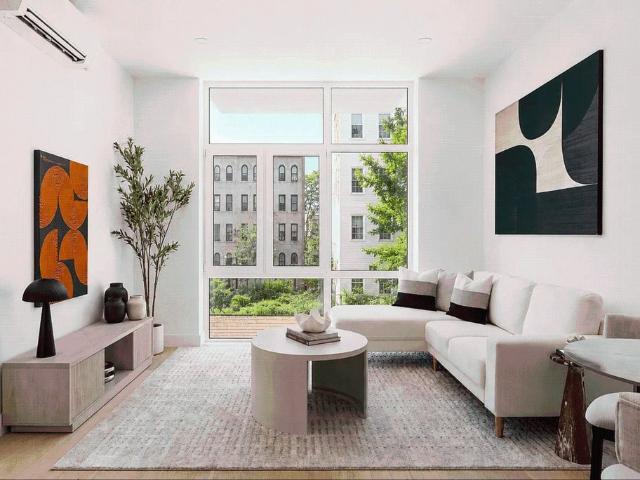 Apartment for sale in Arverne, New York