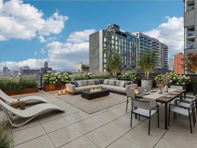 Apartment for sale in Arverne, New York