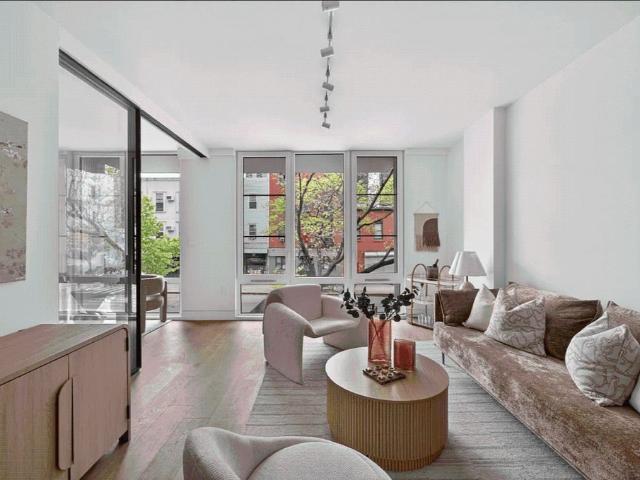 Apartment for sale in Greenpoint, New York