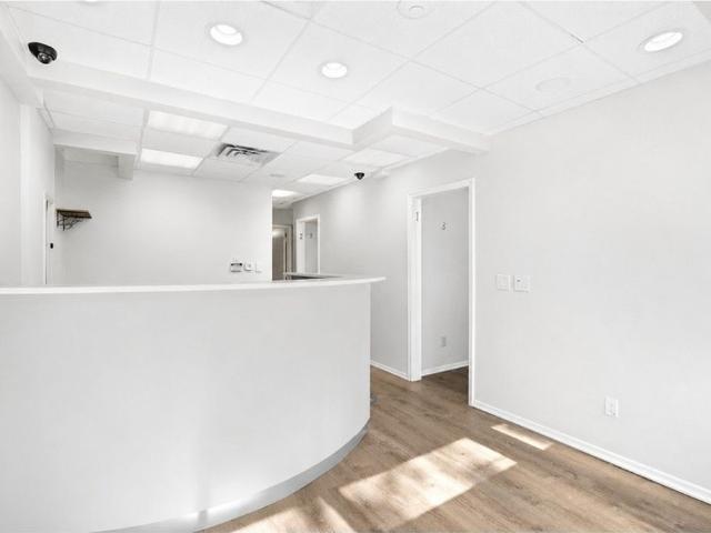 Apartment for sale in Arverne, New York
