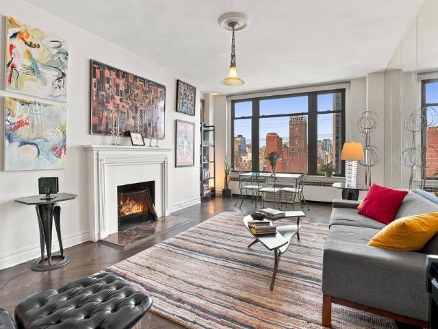 Apartment for sale in Manhattan Community Board 6, New York